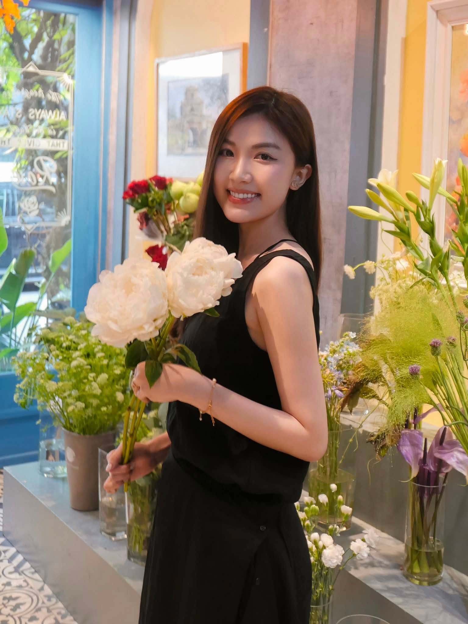 Lương Thanh: Mỹ nh&acirc;n VTV ' mất t&iacute;ch ' khiến kh&aacute;n giả t&ograve; m&ograve; về cuộc sống hiện tại - Ảnh 5.