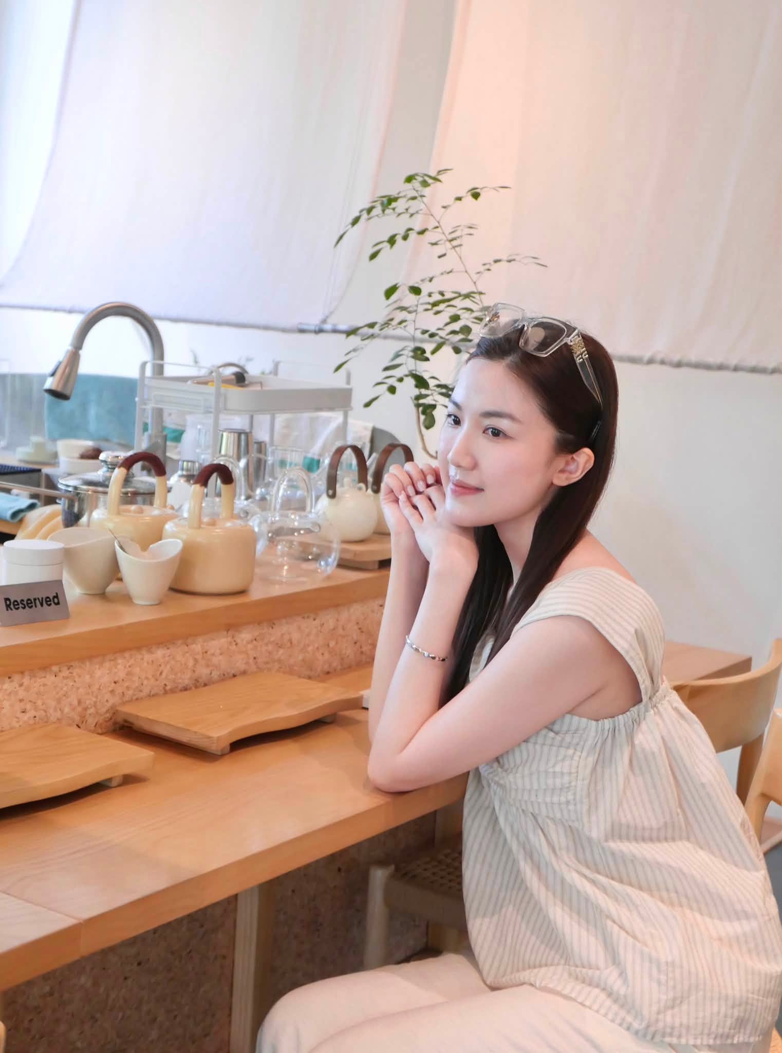 Lương Thanh: Mỹ nh&acirc;n VTV ' mất t&iacute;ch ' khiến kh&aacute;n giả t&ograve; m&ograve; về cuộc sống hiện tại - Ảnh 2.
