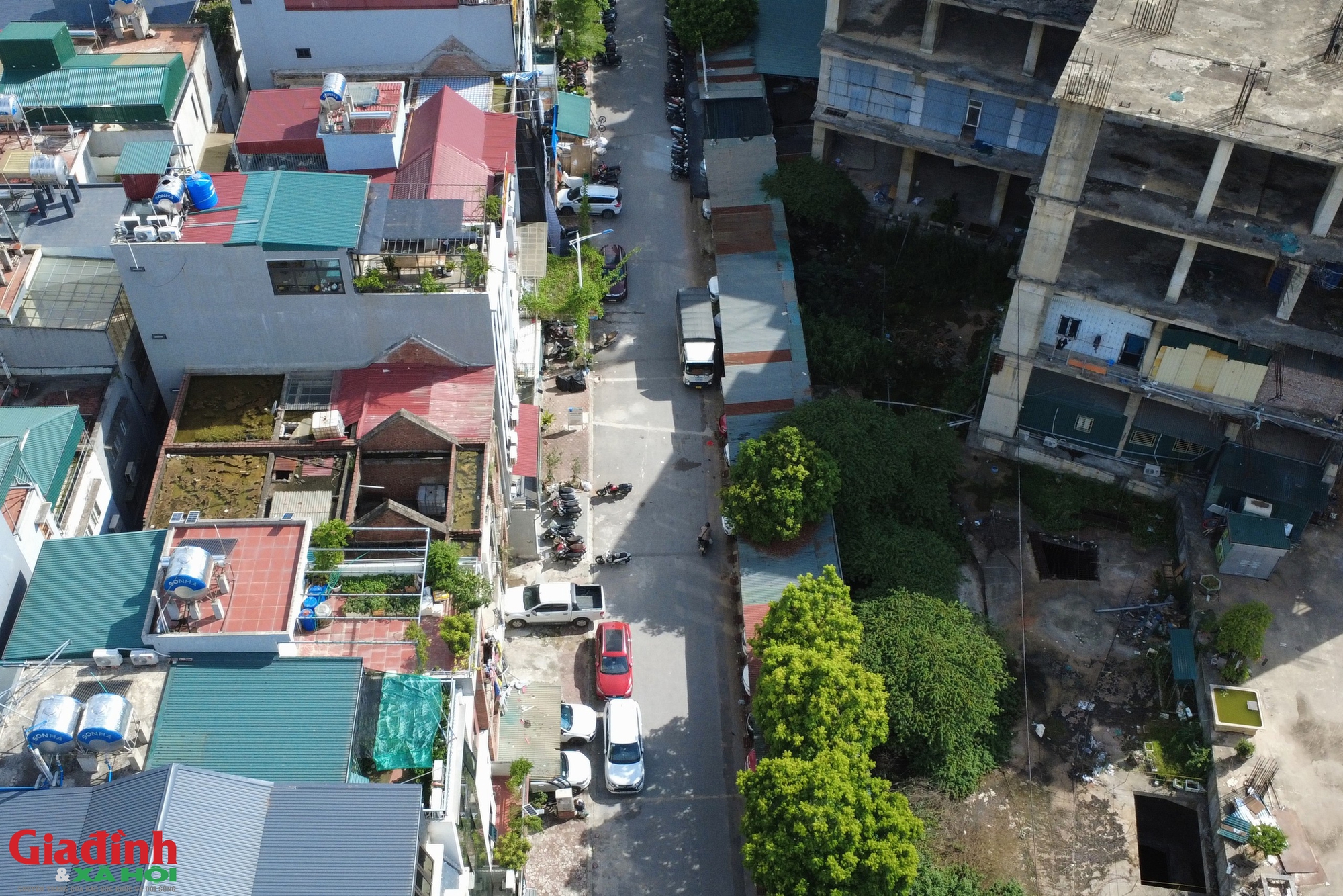 Bãi xe không phép tại Hà Đông: Chính quyền thách thức pháp luật năm 2026 - Ảnh 16. Bãi xe không phép tại Hà Đông: Chính quyền thách thức pháp luật năm 2026 - Ảnh 16.