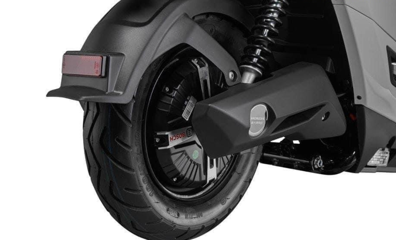 Xe m&aacute;y điện Honda gi&aacute; 17,8 triệu đồng đẹp như Lead, đi 80km/lần sạc b&aacute;n ở Việt Nam ph&ugrave; hợp đi trong đ&ocirc; thị - Ảnh 4.