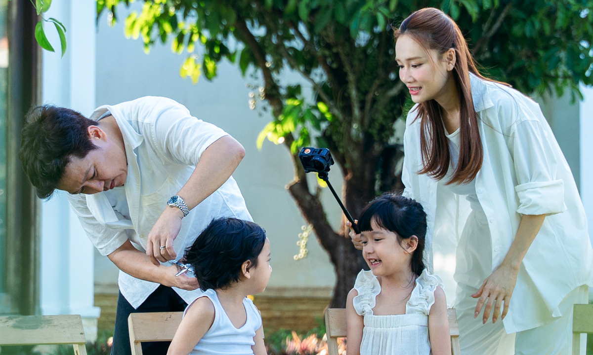 Cuộc sống vi&ecirc;n m&atilde;n của Hoa hậu Diệu Hoa v&agrave; gia đ&igrave;nh trong biệt thự 1 . 200 M2 - Ảnh 9.