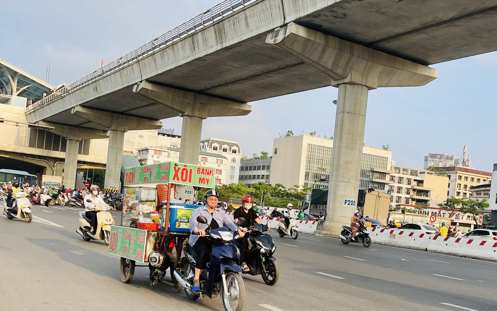 Miền Bắc hay miền Trung biến thành ‘chảo lửa’ trong đợt nắng nóng mới? - Ảnh 3.