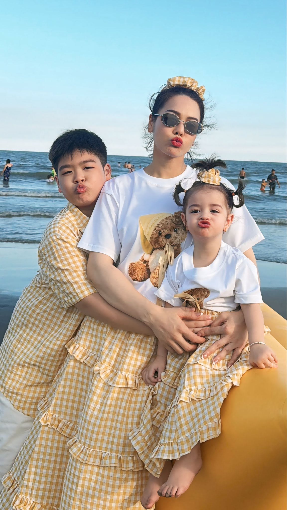 Nhật Kim Anh tuy&ecirc;n bố g&acirc;y ch&uacute; &yacute; ở tuổi trung ni&ecirc;n - Ảnh 5.