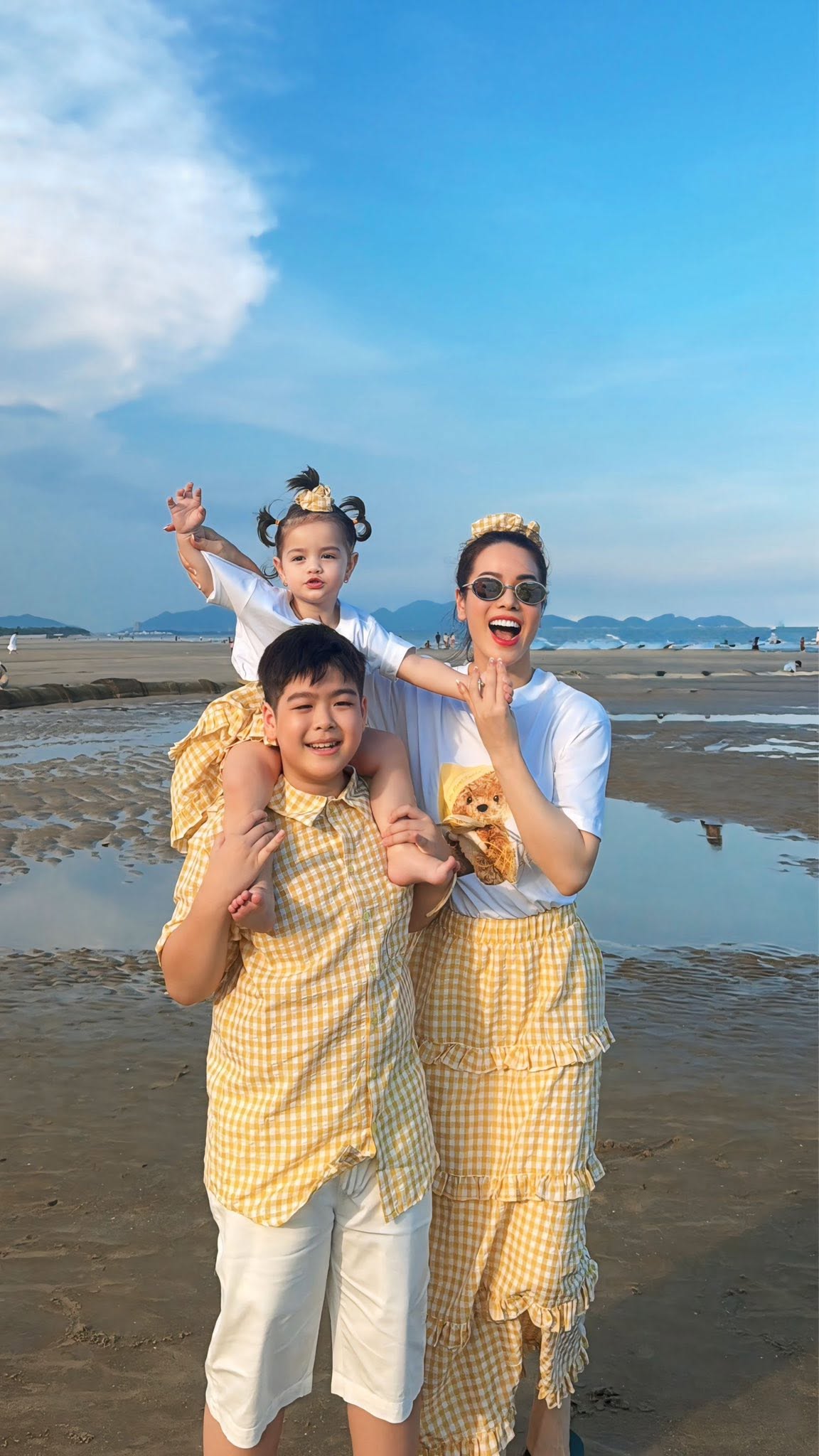 Nhật Kim Anh tuy&ecirc;n bố g&acirc;y ch&uacute; &yacute; ở tuổi trung ni&ecirc;n - Ảnh 4.