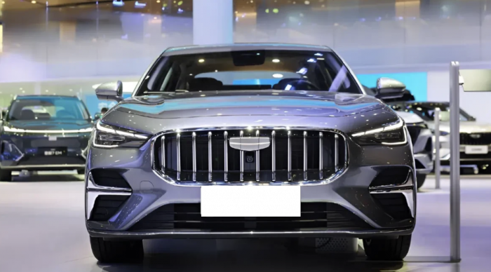 Sedan cao cấp gi&aacute; rẻ 342 triệu đồng , tiết kiệm nhi&ecirc;n liệu 3 , 83 l&iacute;t / 100 km - Ảnh 3.