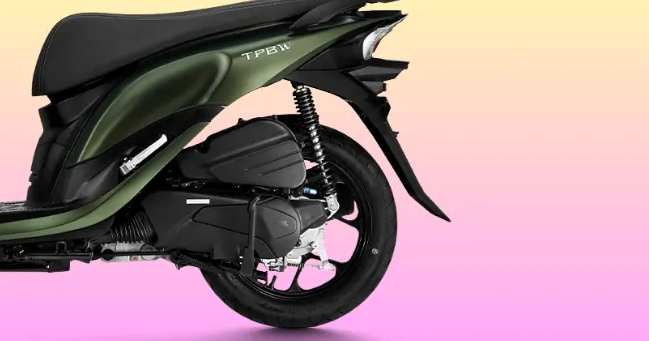 Xe ga 125cc gi&aacute; rẻ cho ph&aacute;i nữ tiết kiệm nhi&ecirc;n liệu , di chuyển nhẹ nh&agrave;ng năm 2026 - Ảnh 6.