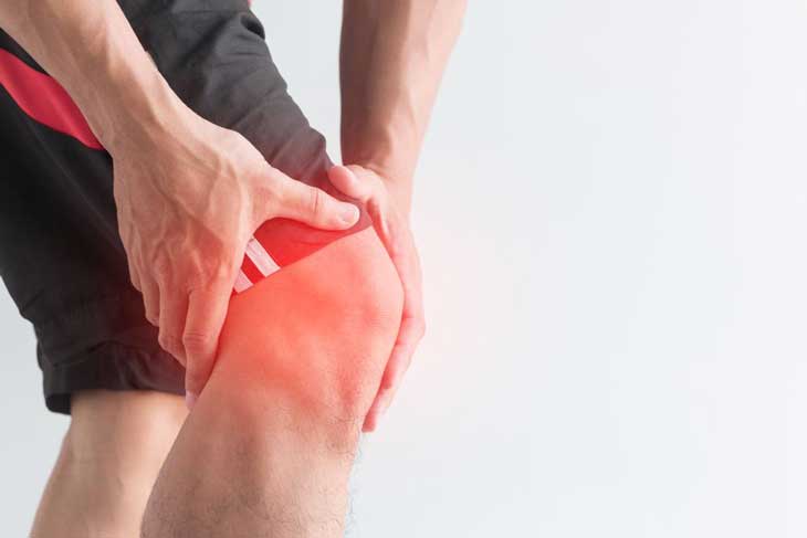 Không phải leo cầu thang, đây mới là 3 thói quen âm thầm 'bào mòn' đầu gối sau tuổi 50 1 dau nhuc dau goi 1 1718359506326 17183595068771523227615 1780396359346 178039636005870216687