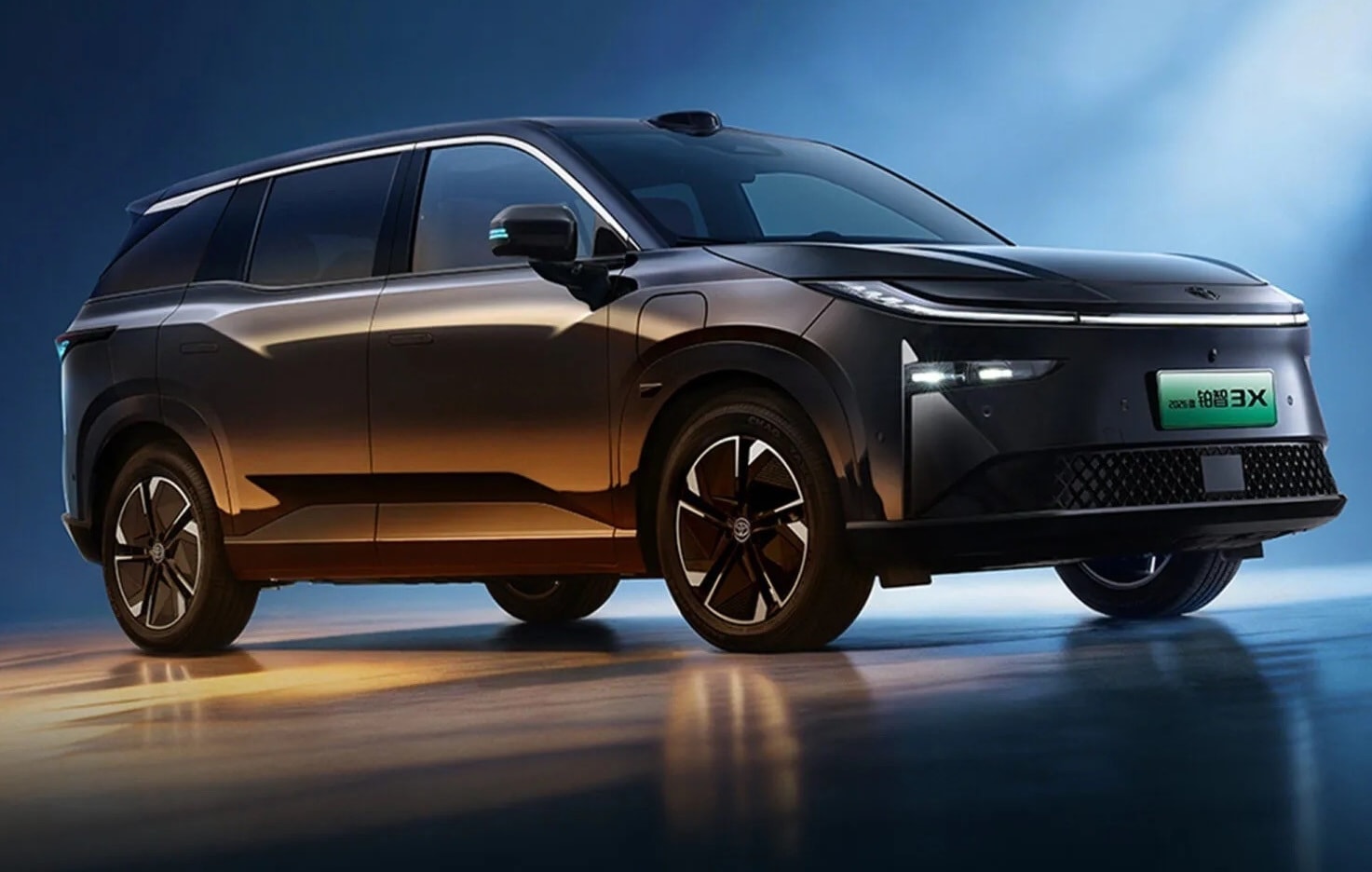 SUV điện Toyota giá 440 triệu đồng thiết kế thanh lịch, chạy tới 520km/1 lần sạc, rẻ ngang Toyota Vios khách Việt nhìn là thích - Ảnh 2. SUV điện Toyota giá 440 triệu đồng thiết kế thanh lịch, chạy tới 520km/1 lần sạc, rẻ ngang Toyota Vios khách Việt nhìn là thích - Ảnh 2.