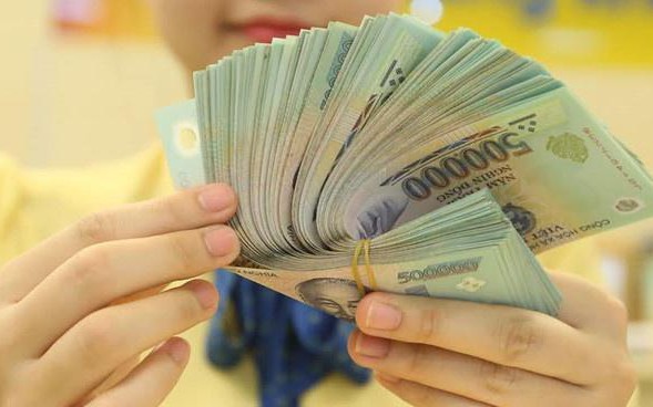 Tin s&aacute;ng 25/6: H&agrave;ng loạt &ocirc; t&ocirc; con bị ph&aacute; hoại, ch&eacute;m vỡ k&iacute;nh trong đ&ecirc;m khi đỗ tr&ecirc;n vỉa h&egrave;; đ&aacute;nh vợ, người đ&agrave;n &ocirc;ng ở Đ&agrave; Nẵng bị phạt 6,25 triệu đồng - Ảnh 6.
