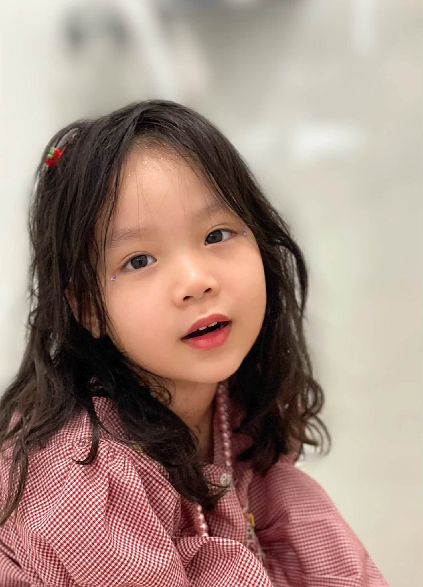 NSND Trịnh Kim Chi chia sẻ hình ảnh con gái 11 tuổi đáng yêu và tài năng - Ảnh 16. NSND Trịnh Kim Chi chia sẻ hình ảnh con gái 11 tuổi đáng yêu và tài năng - Ảnh 16.