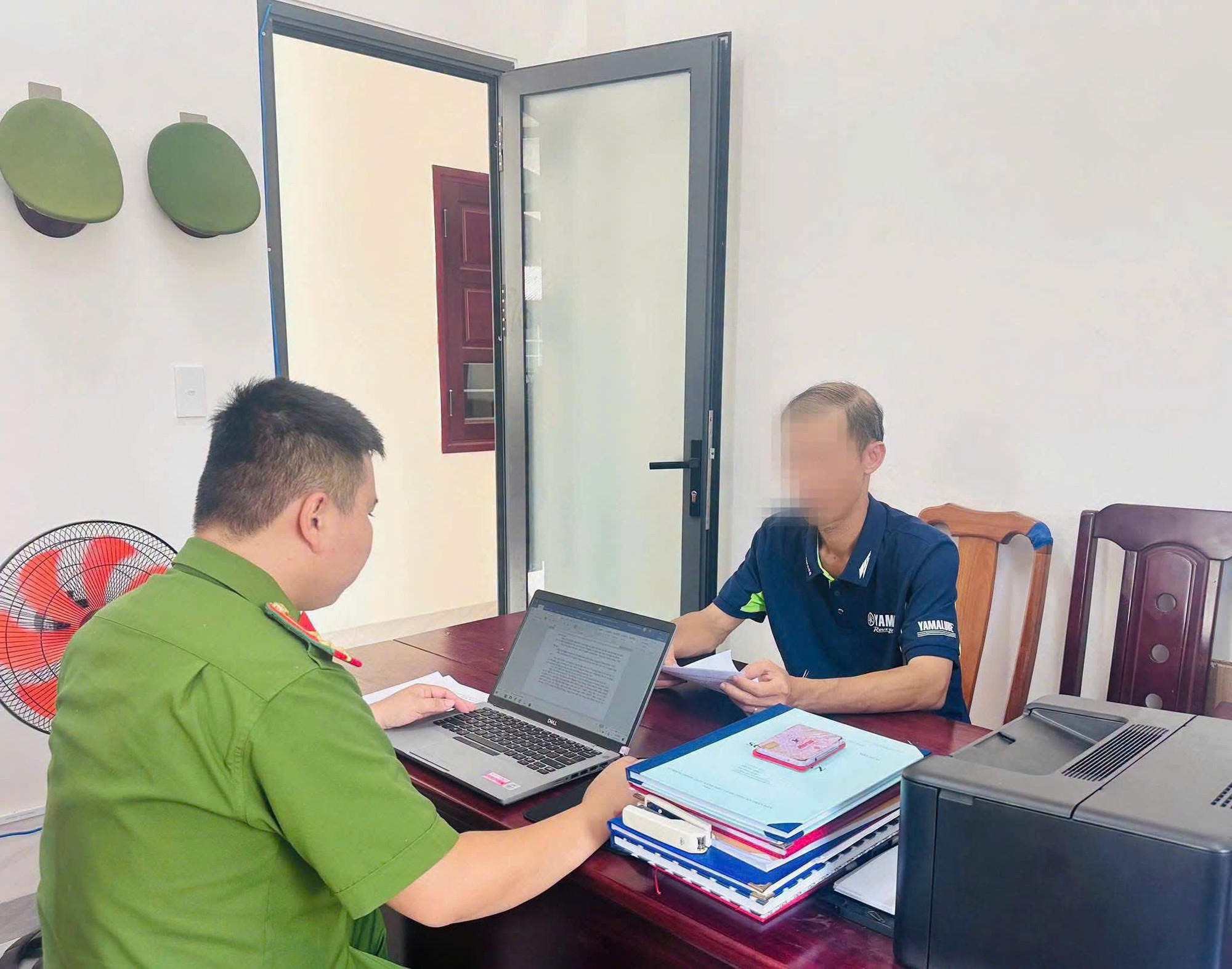 Đ&aacute;nh vợ, người đ&agrave;n &ocirc;ng ở Đ&agrave; Nẵng bị phạt 6,25 triệu đồng- Ảnh 1.
