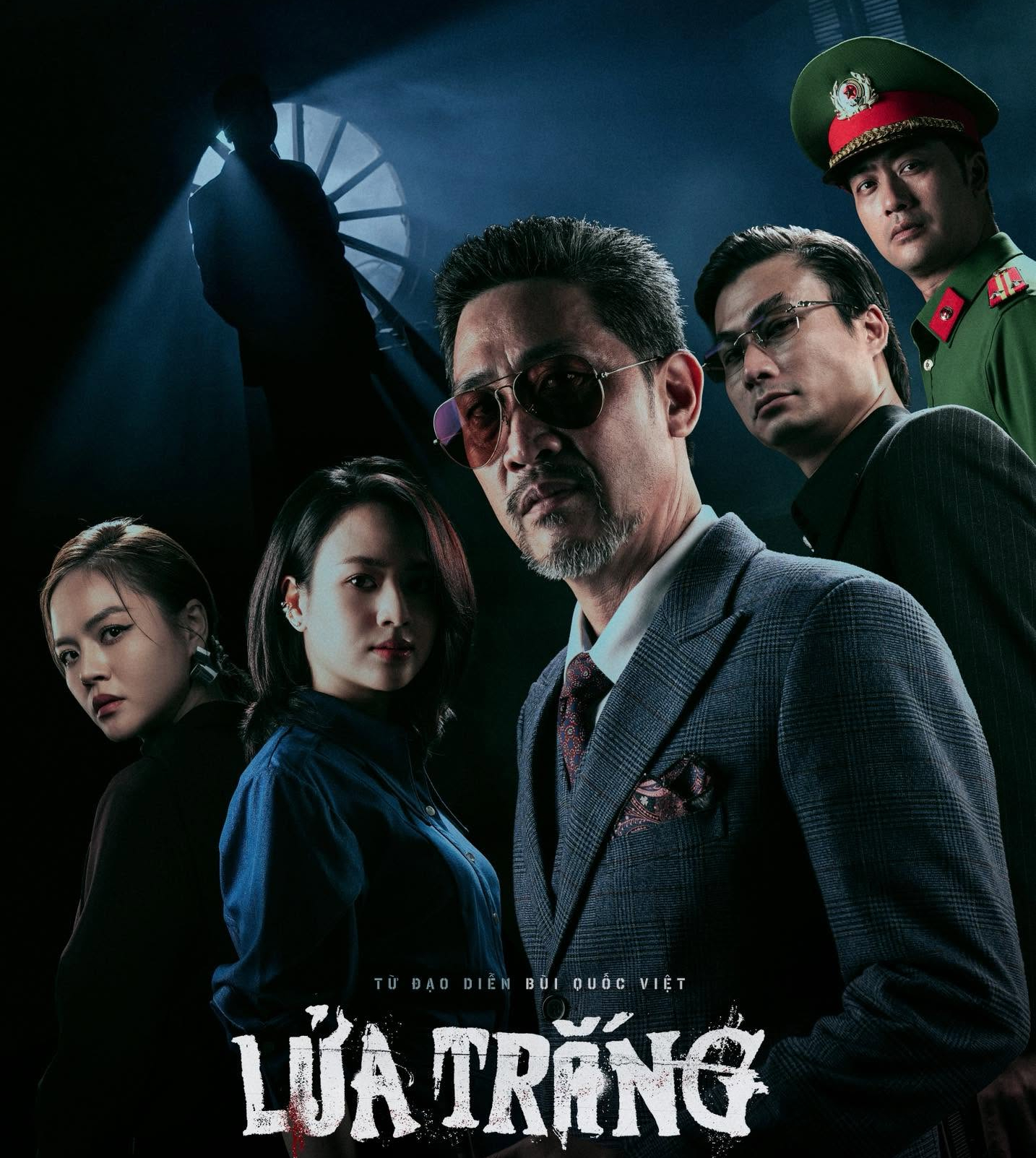 Điều kh&ocirc;ng thể ngờ về nam diễn vi&ecirc;n 'bụi bặm' đang g&acirc;y tranh c&atilde;i trong phim 'Dịu d&agrave;ng m&agrave;u nắng' - Ảnh 5.