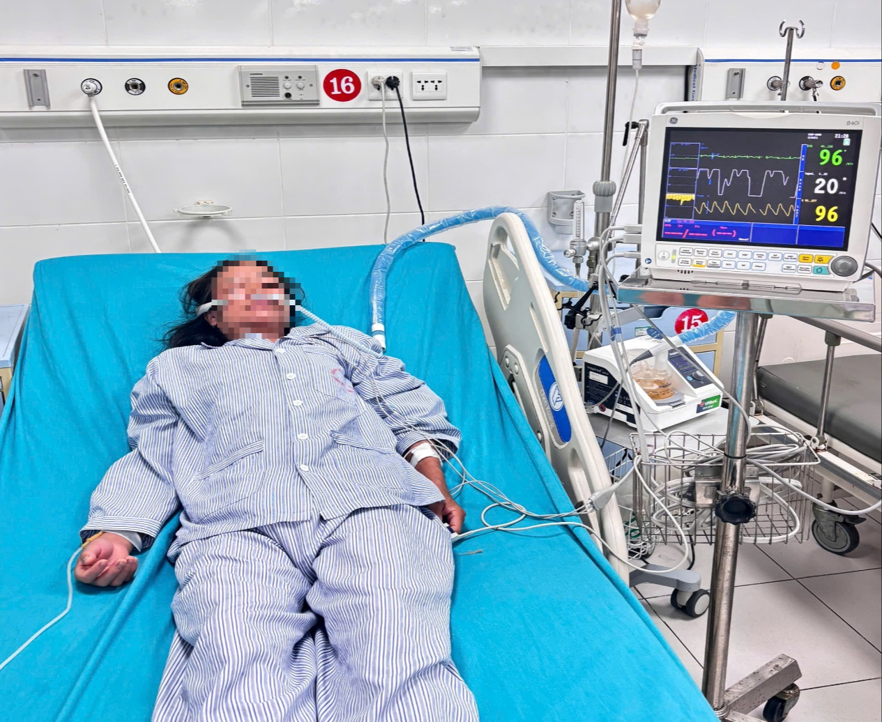 Người phụ nữ 49 tuổi suy đa tạng vì sốt mò - Ảnh 1.