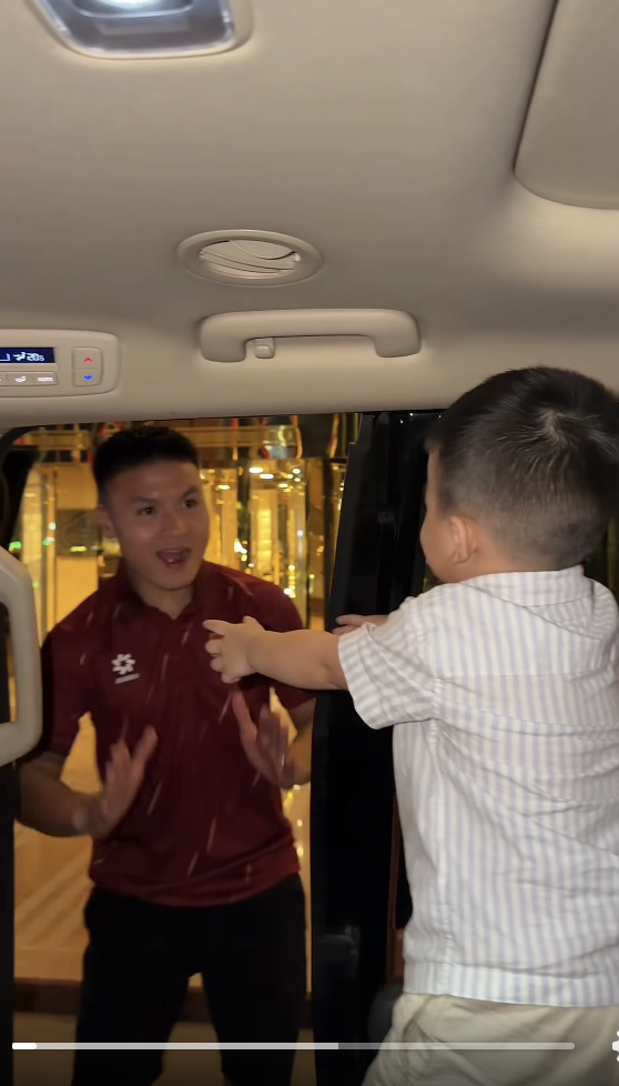 Đỗ Mỹ Linh trở lại với video nội trợ ; H ' Hen Ni&ecirc; khoe con g&aacute;i đ&aacute;ng y&ecirc;u 2026 - Ảnh 9.