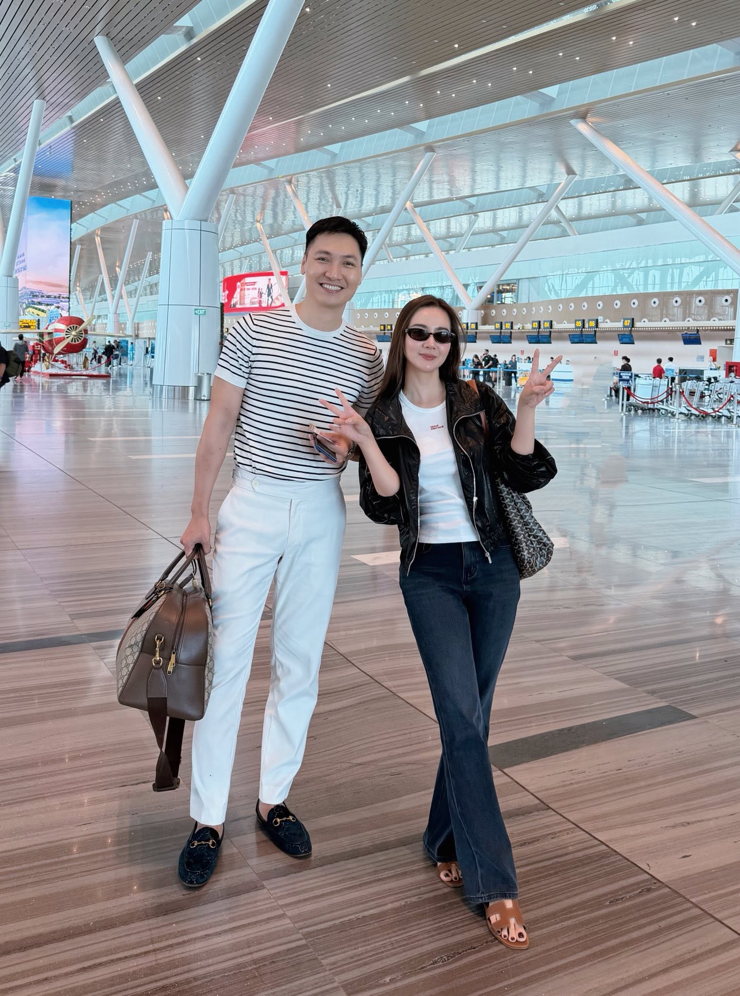 Ng&ocirc; Thanh V&acirc;n lo lắng t&igrave;m trường cho con g&aacute;i ; L&ecirc; Phương mừng sinh nhật mẹ 2026 - Ảnh 9.