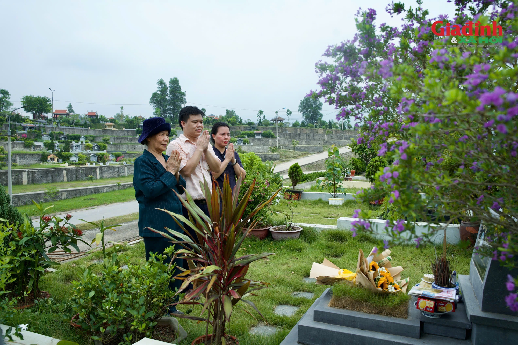 Trước Ng&agrave;y Gia đ&igrave;nh Việt Nam, nhiều gia đ&igrave;nh ở H&agrave; Nội chọn c&aacute;ch đặc biệt để dạy con ch&aacute;u về cội nguồn - Ảnh 10.