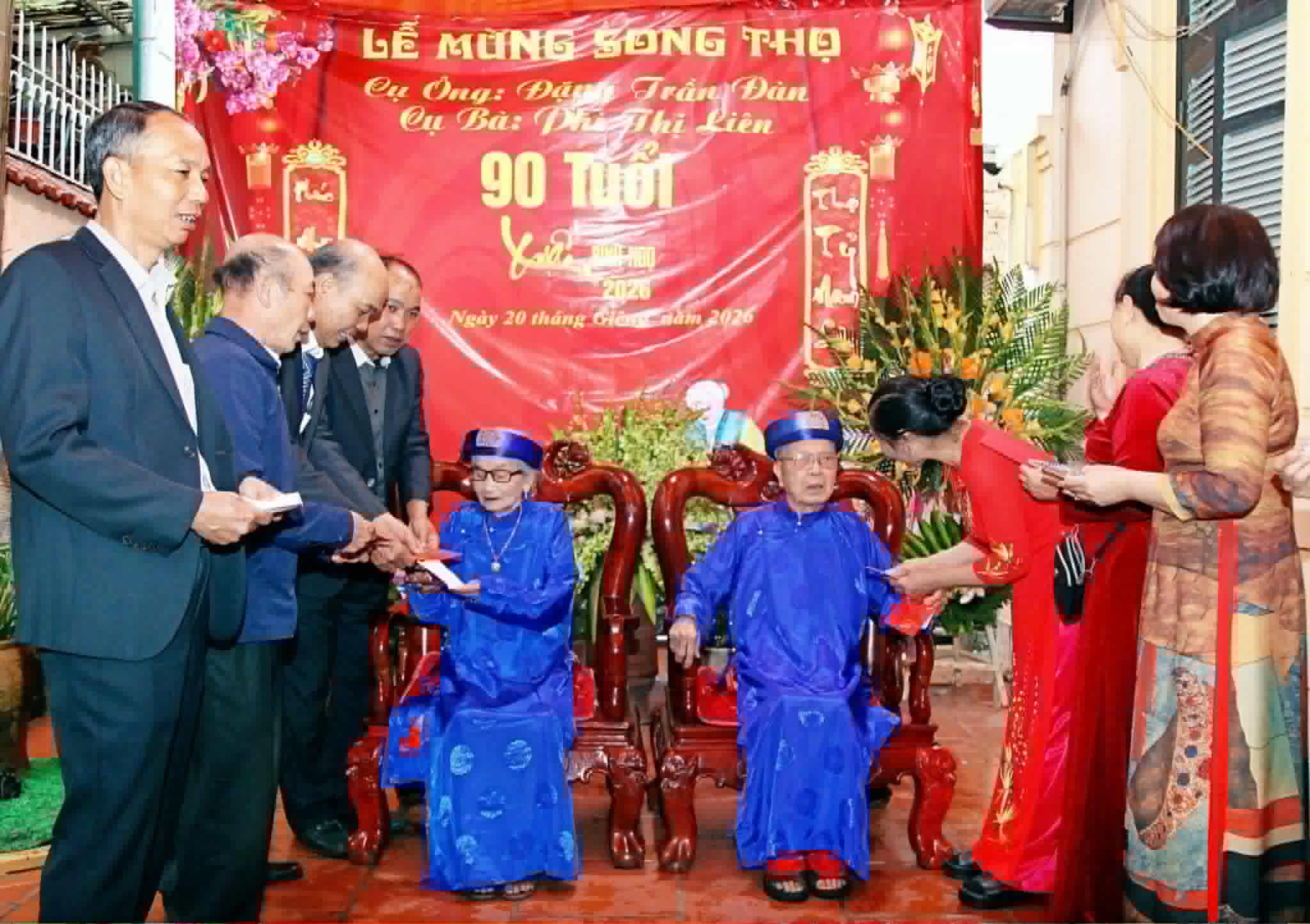 Sống thọ 90 tuổi nhờ 5 thói quen đơn giản thực hiện suốt 70 năm - Ảnh 1.