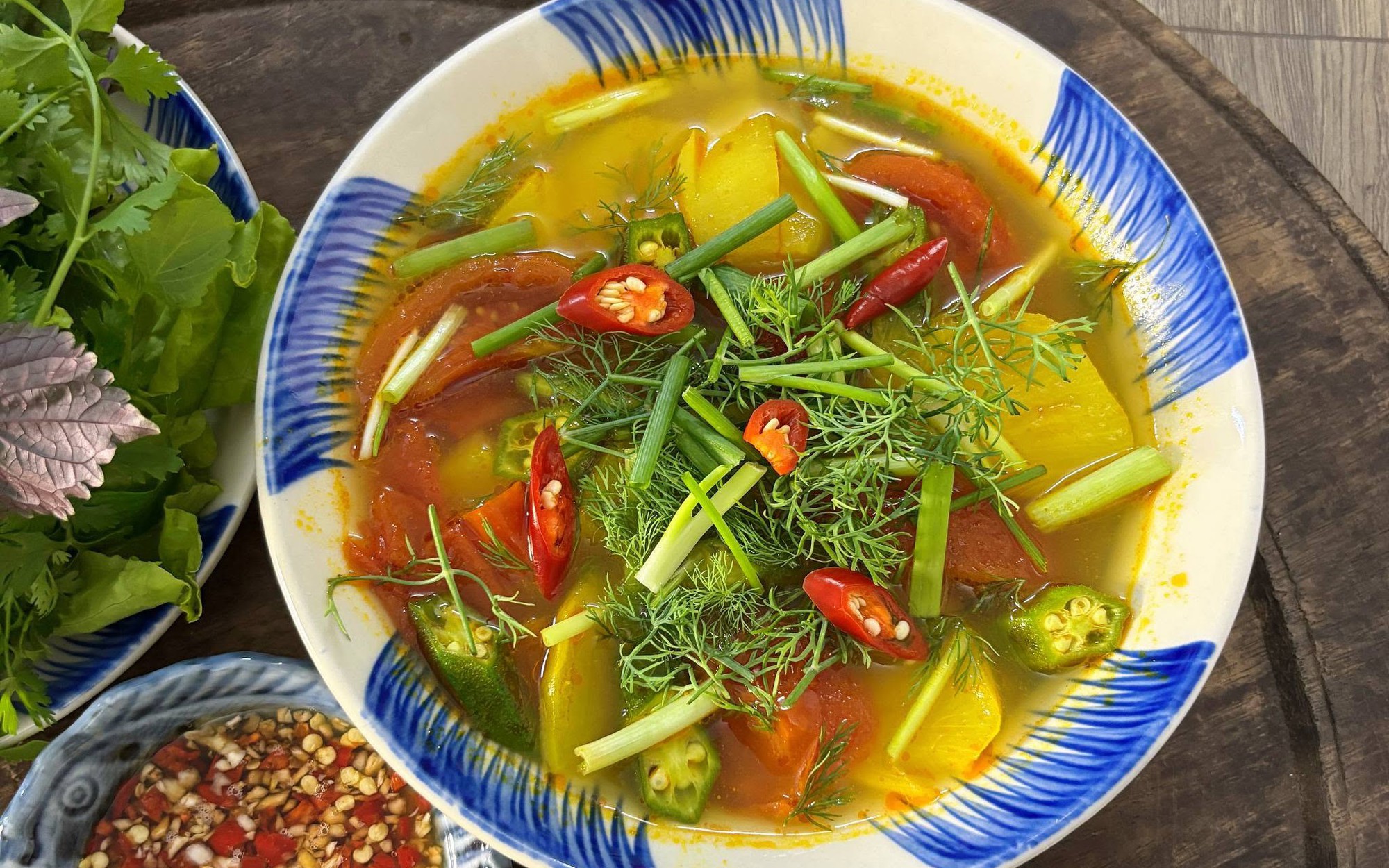 4 M&oacute;n canh ng&agrave;y h&egrave; từ con dắt gi&uacute;p m&aacute;t gan v&agrave; giải độc - Ảnh 2.