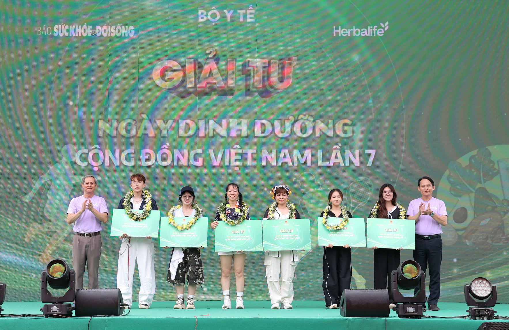 TRỰC TIẾP: Ng&agrave;y Dinh dưỡng cộng đồng Việt Nam lần 7, lan tỏa lối sống khỏe từ mỗi gia đ&igrave;nh - Ảnh 5.