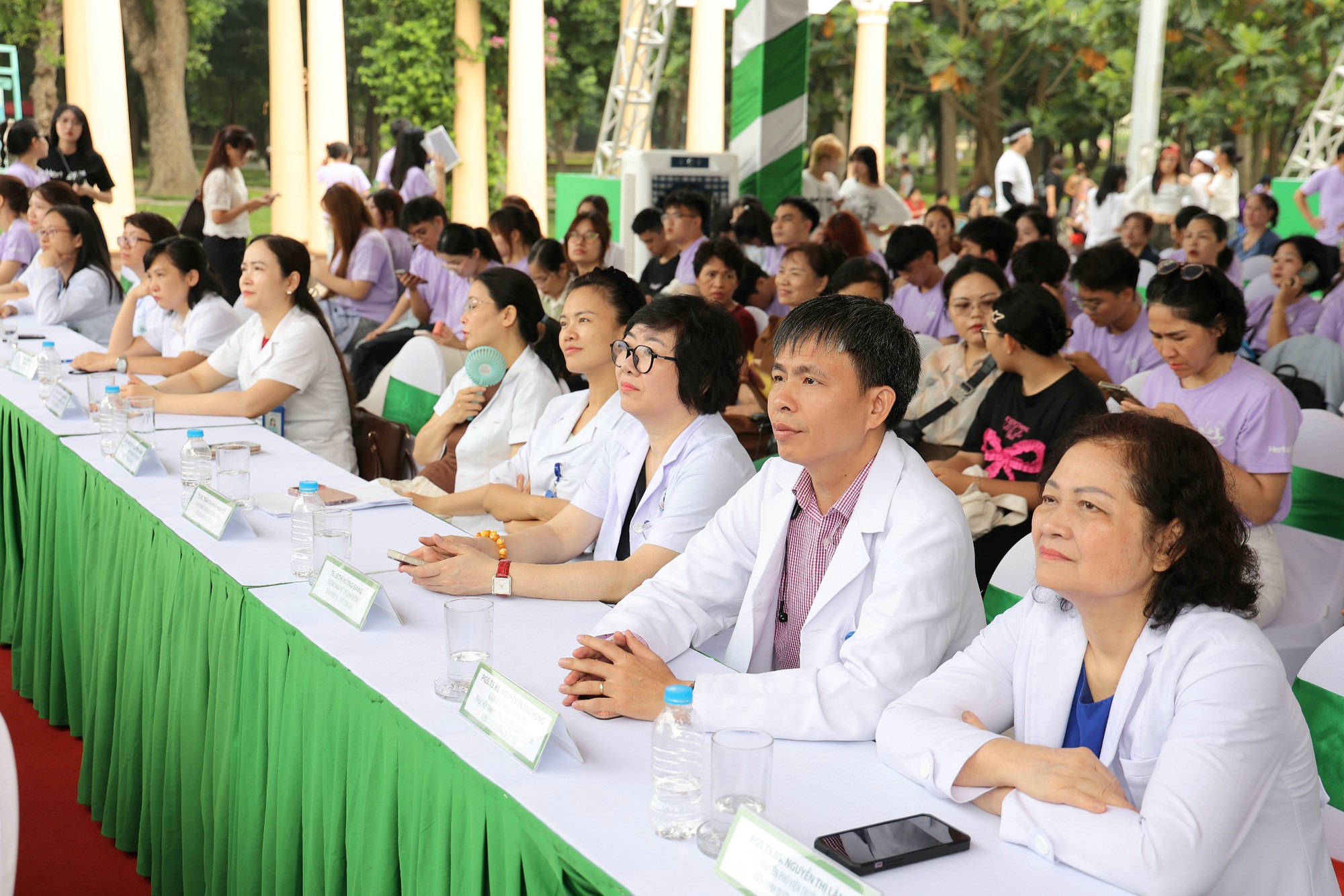 TRỰC TIẾP: Ng&agrave;y Dinh dưỡng cộng đồng Việt Nam lần 7, lan tỏa lối sống khỏe từ mỗi gia đ&igrave;nh - Ảnh 1.