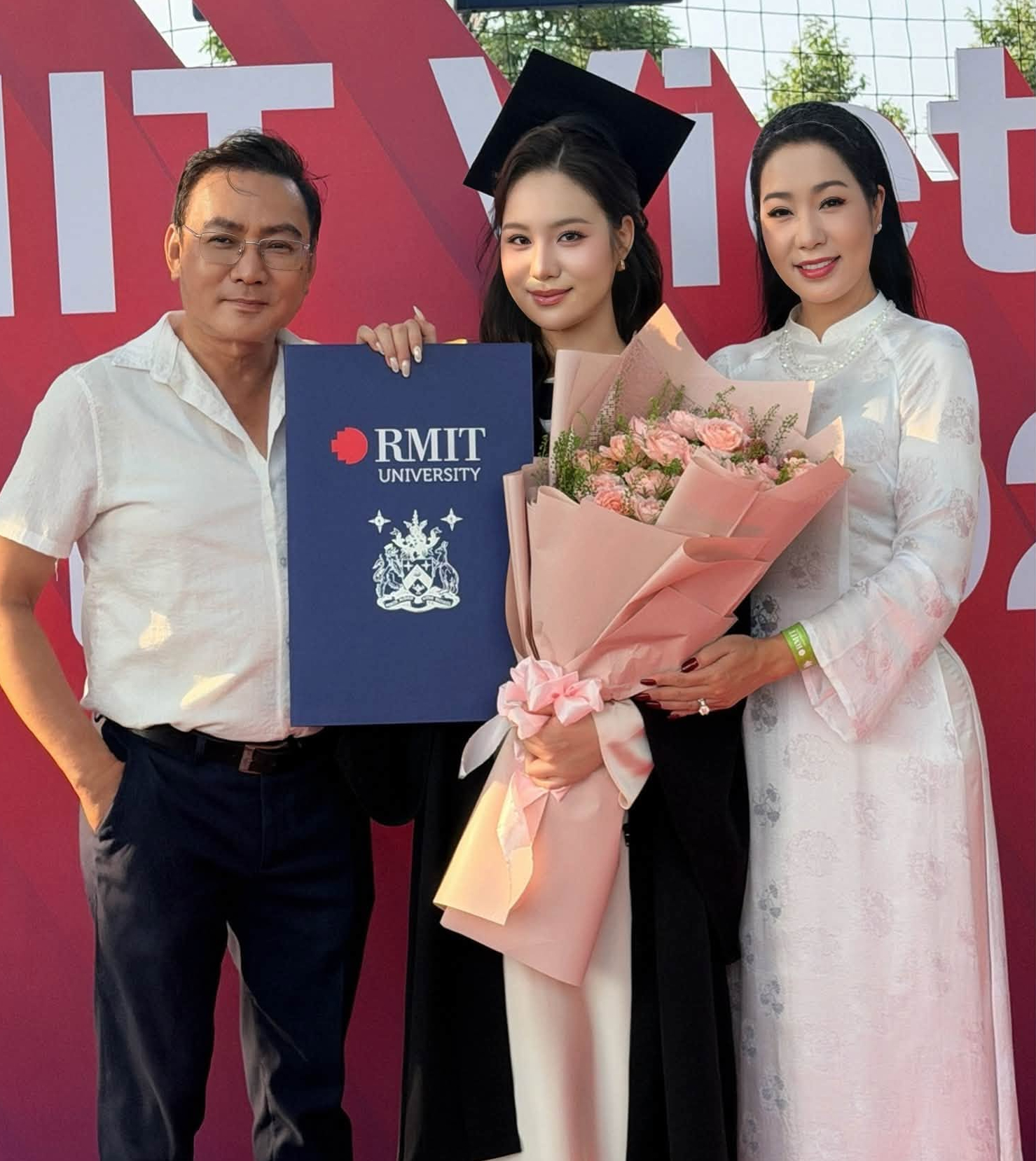 Con g&aacute;i lớn NSND Trịnh Kim Chi g&acirc;y ch&uacute; &yacute; trong ng&agrave;y sinh nhật đặc biệt - Ảnh 3.