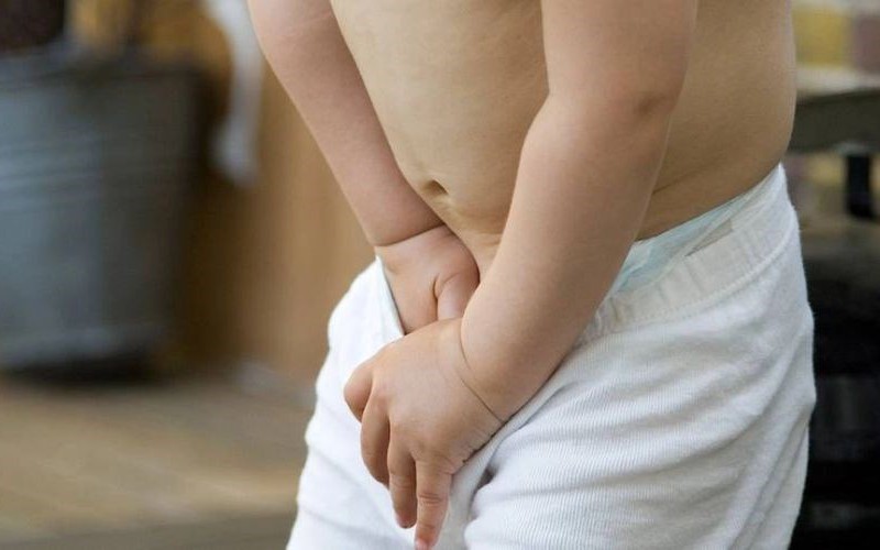 Người đ&agrave;n &ocirc;ng đau h&ocirc;ng lưng suốt nhiều năm, ph&aacute;t hiện mắc dị tật bẩm sinh hiếm gặp - Ảnh 2.