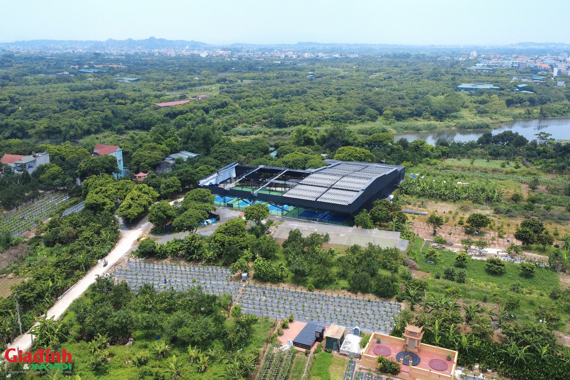Kiến nghị cấp ph&eacute;p tạm cho hơn 200 hộ d&acirc;n tại phường Y&ecirc;n Nghĩa năm 2026 - Ảnh 1.
