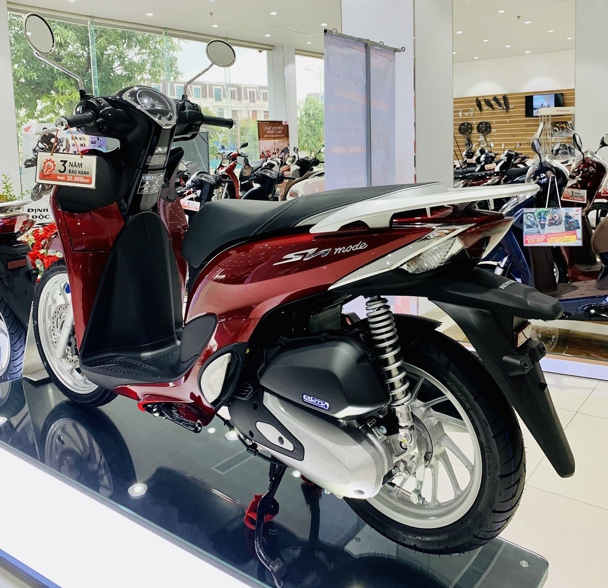 Gi&aacute; xe Honda SH Mode 2026 giảm mạnh , thời điểm v&agrave;ng cho kh&aacute;ch h&agrave;ng - Ảnh 3.