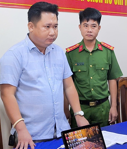 Một gi&aacute;m đốc ở An Giang bị bắt khi chiếm đoạt hơn 3,5 tỷ đồng tiền h&agrave;ng của đối t&aacute;c - Ảnh 1.
