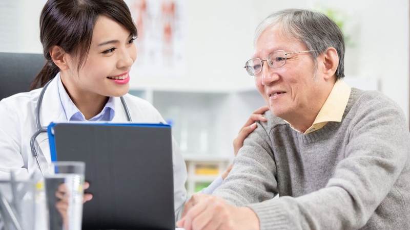 Sau tuổi 60, ngủ dậy có biểu hiện đau đầu, chóng mặt cần cảnh giác: Làm ngay điều này để sống thọ hơn - Ảnh 2. Sau tuổi 60, ngủ dậy có biểu hiện đau đầu, chóng mặt cần cảnh giác: Làm ngay điều này để sống thọ hơn - Ảnh 2.