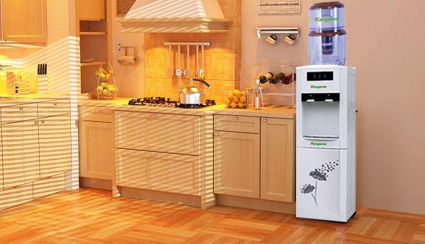Mẹo đặt b&igrave;nh nước uống theo phong thủy gi&uacute;p t&agrave;i lộc hanh th&ocirc;ng - Ảnh 1.