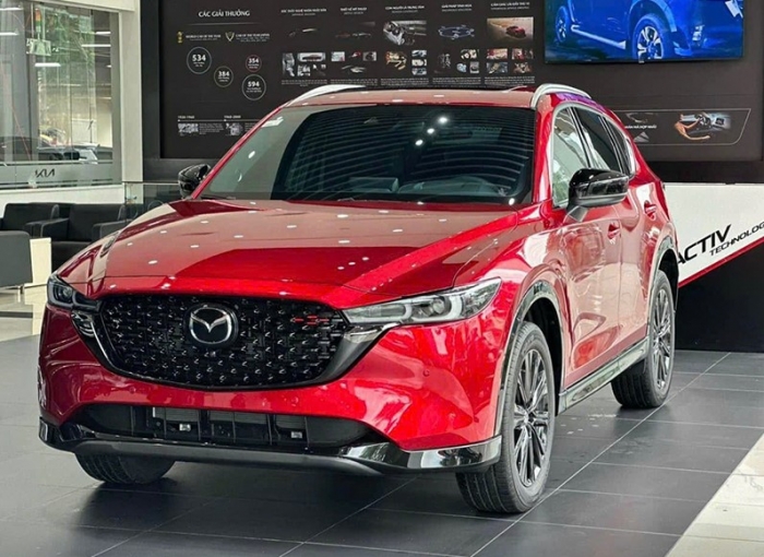 Gi&aacute; lăn b&aacute;nh Mazda CX-5 giảm cực mạnh, thấp hiếm thấy, chưa bao giờ SUV hạng C rẻ đến thế - Ảnh 2.