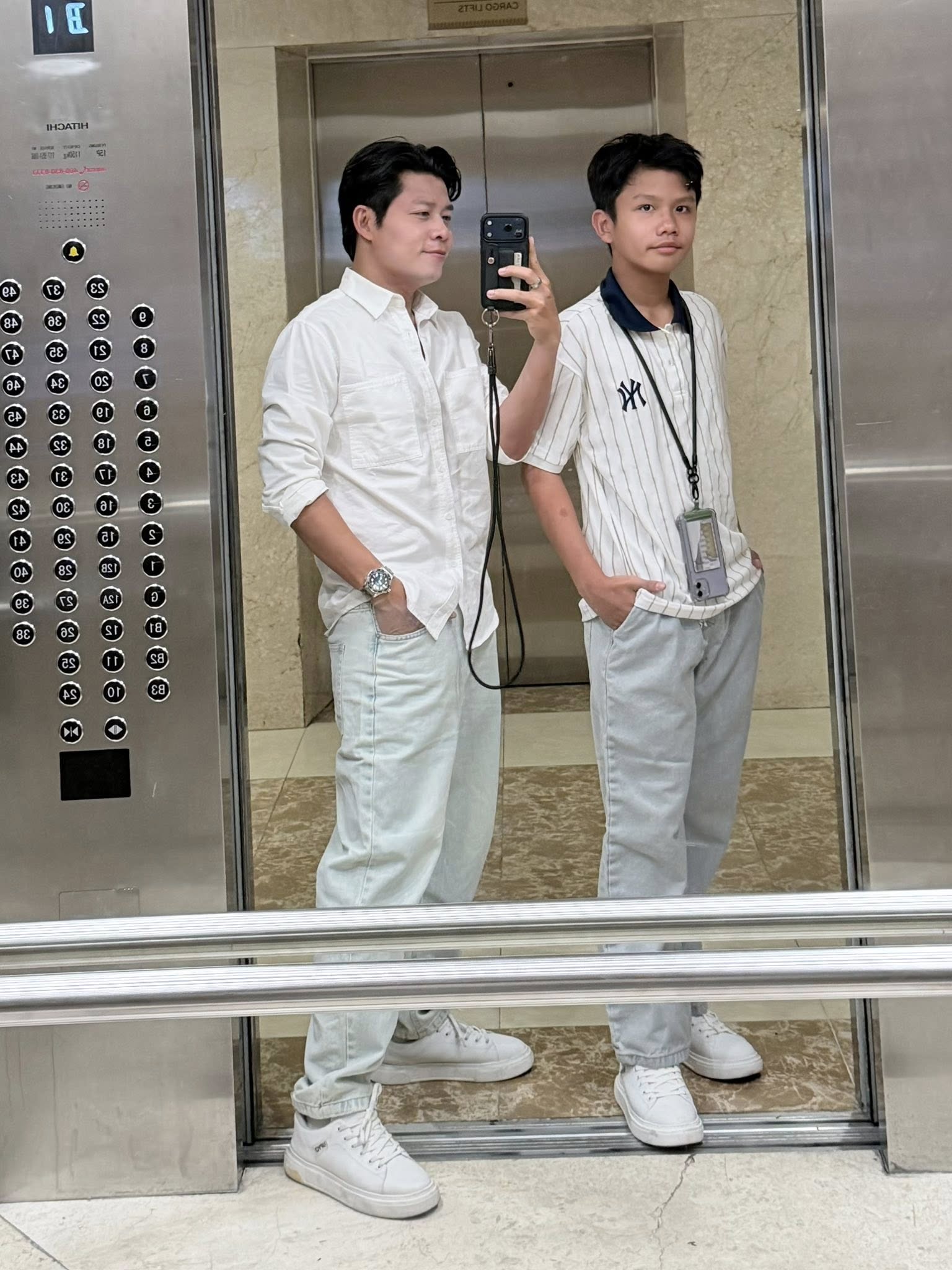 Huyền Lizzie gợi cảm bên biển xanh , Nguyễn Văn Chung tự hào về con trai lớn khôn - Ảnh 8. Huyền Lizzie gợi cảm bên biển xanh , Nguyễn Văn Chung tự hào về con trai lớn khôn - Ảnh 8.