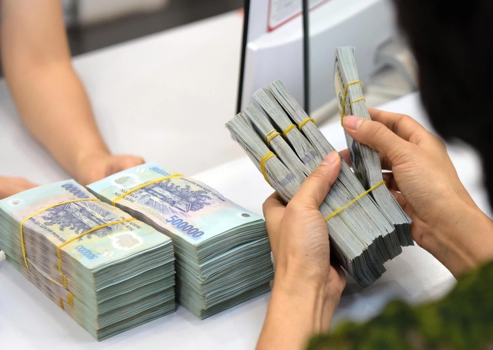 L&atilde;i suất ng&acirc;n h&agrave;ng 2026: Gửi 300 triệu tại BIDV , Agribank nhận l&atilde;i suất bao nhi&ecirc;u? - Ảnh 2.
