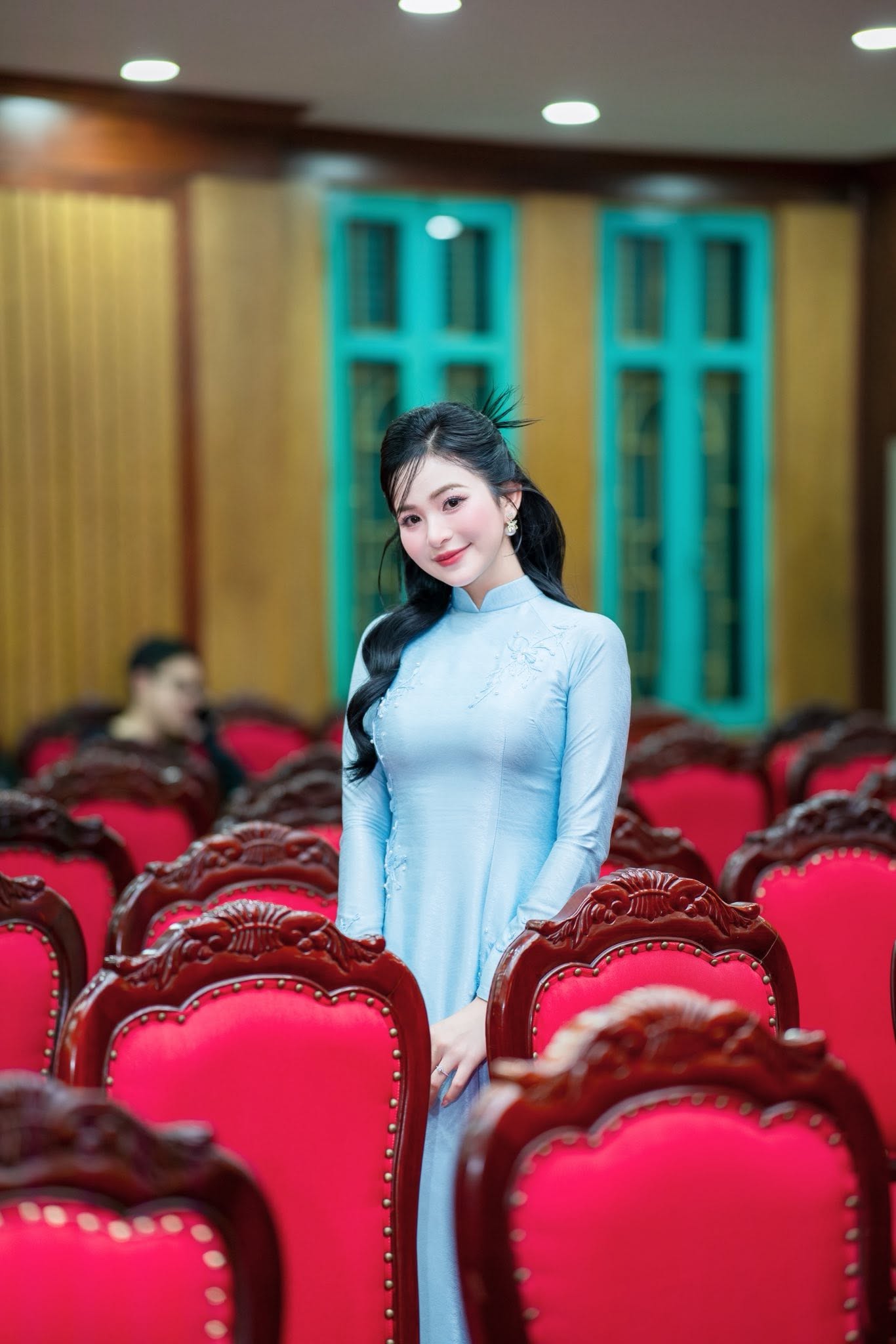 Nữ MC Ho&agrave;ng Thị Linh qu&ecirc; Thanh H&oacute;a g&acirc;y ch&uacute; &yacute; tại Miss Grand Vietnam 2026 - Ảnh 9.