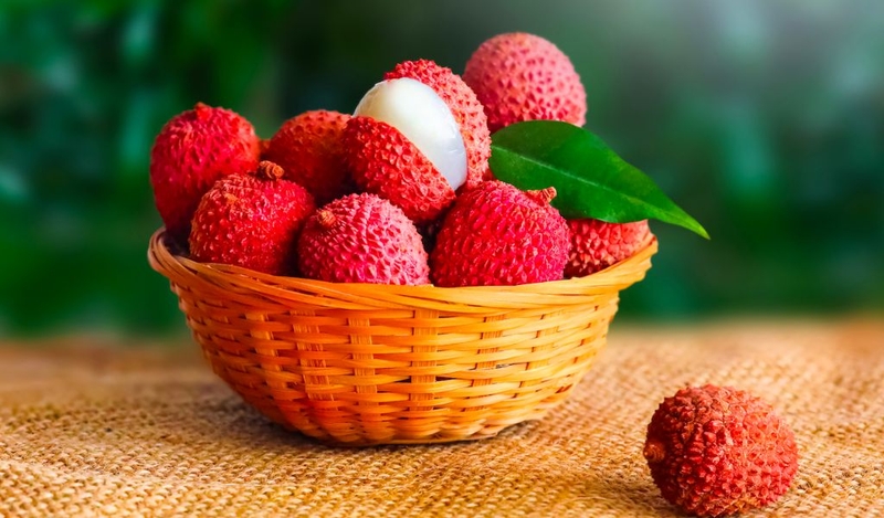 Ăn vải đúng cách để không gây hại sức khỏe và kiểm soát đường huyết - Ảnh 1. Ăn vải đúng cách để không gây hại sức khỏe và kiểm soát đường huyết - Ảnh 1.
