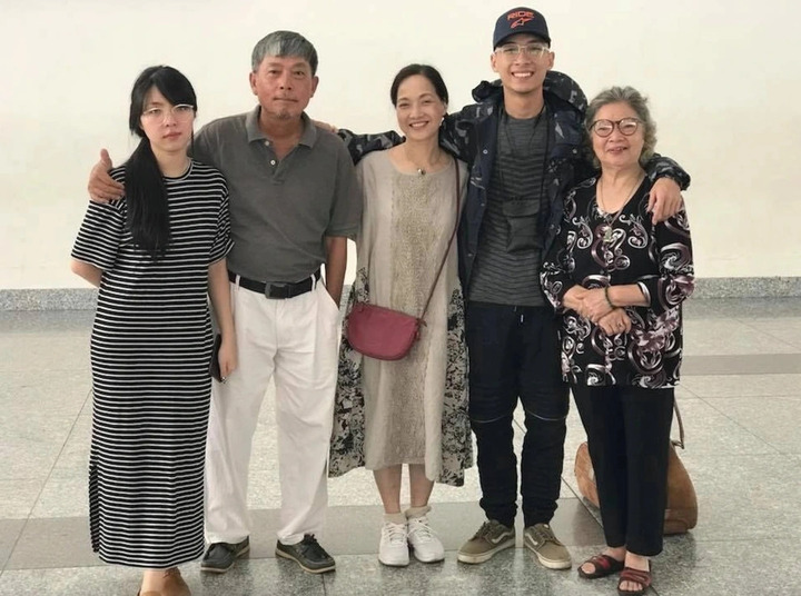 NSND L&ecirc; Khanh: Cuộc sống hạnh ph&uacute;c b&ecirc;n chồng Sau 30 năm kh&ocirc;ng c&oacute; lễ cưới - Ảnh 5.