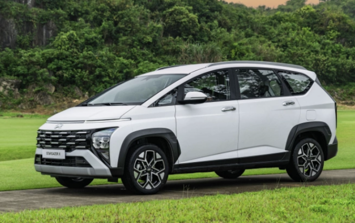 MPV 7 chỗ Hyundai Stargazer giảm giá cực sốc trong năm 2026 tại Việt Nam - Ảnh 2. MPV 7 chỗ Hyundai Stargazer giảm giá cực sốc trong năm 2026 tại Việt Nam - Ảnh 2.