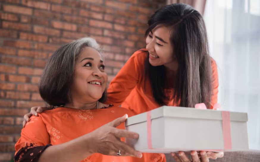 Em chồng mới ra trường lương 50 triệu/th&aacute;ng, mẹ chồng tự h&agrave;o khoe khắp nơi nhưng t&ocirc;i biết sự thật đằng sau - Ảnh 4.