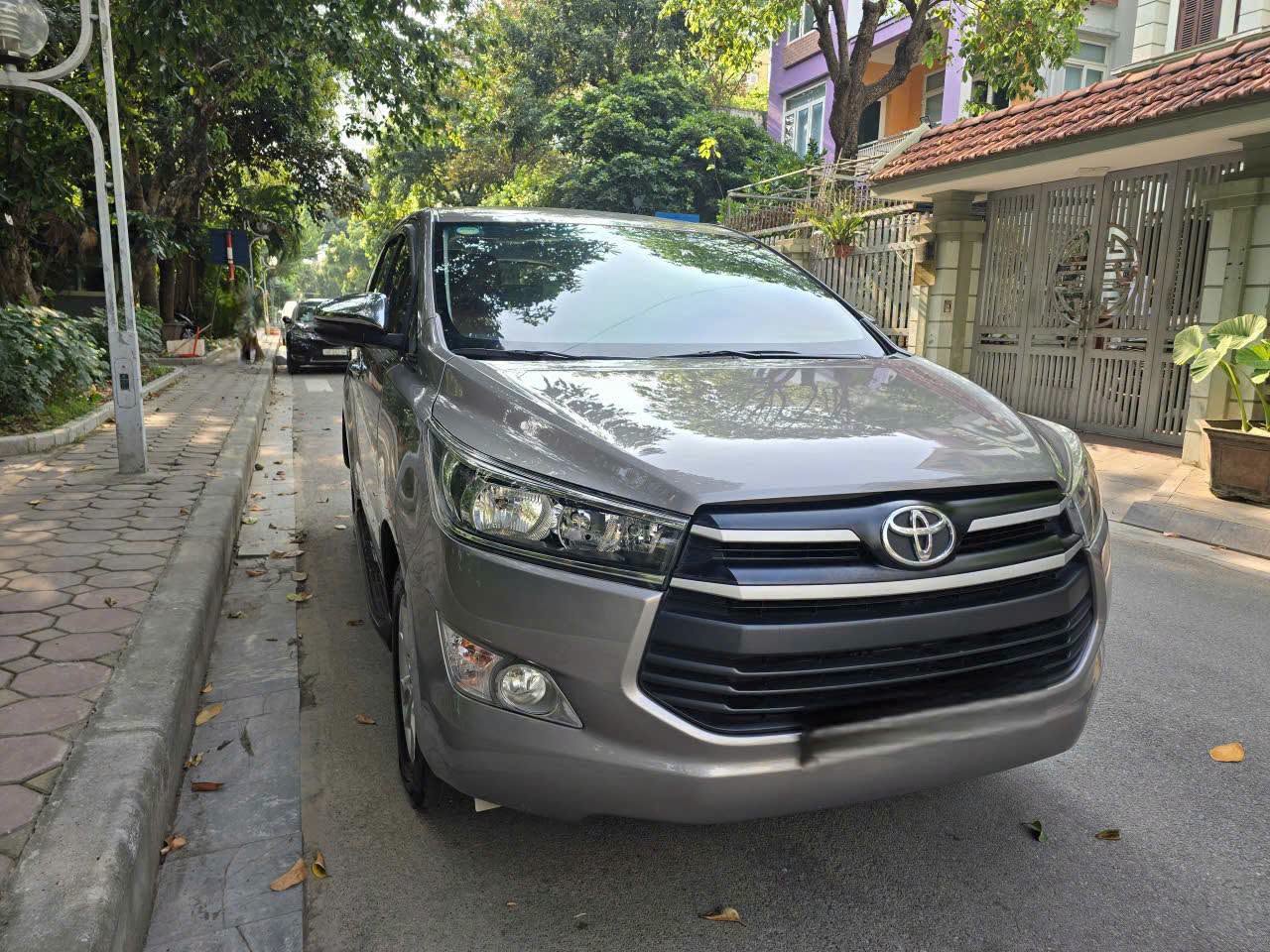 MPV 7 chỗ cũ trong t&agrave;i ch&iacute;nh 400 triệu đồng: Chọn Mitsubishi Xpander hay Toyota Innova? - Ảnh 2.