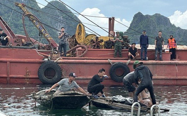 Quảng Ninh: Khởi tố thuyền trưởng g&acirc;y lật t&agrave;u tại V&acirc;n Đồn - Ảnh 3.