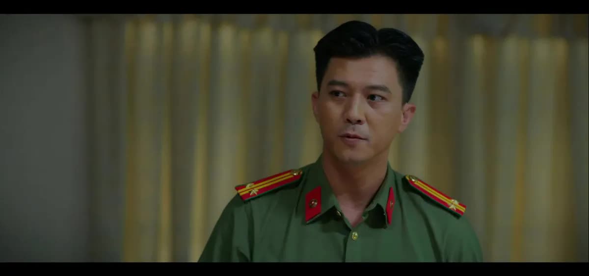 Điều bất ngờ về nam diễn viên Trung tá công an trong 'Trời cao nguyên xanh' - Ảnh 9.