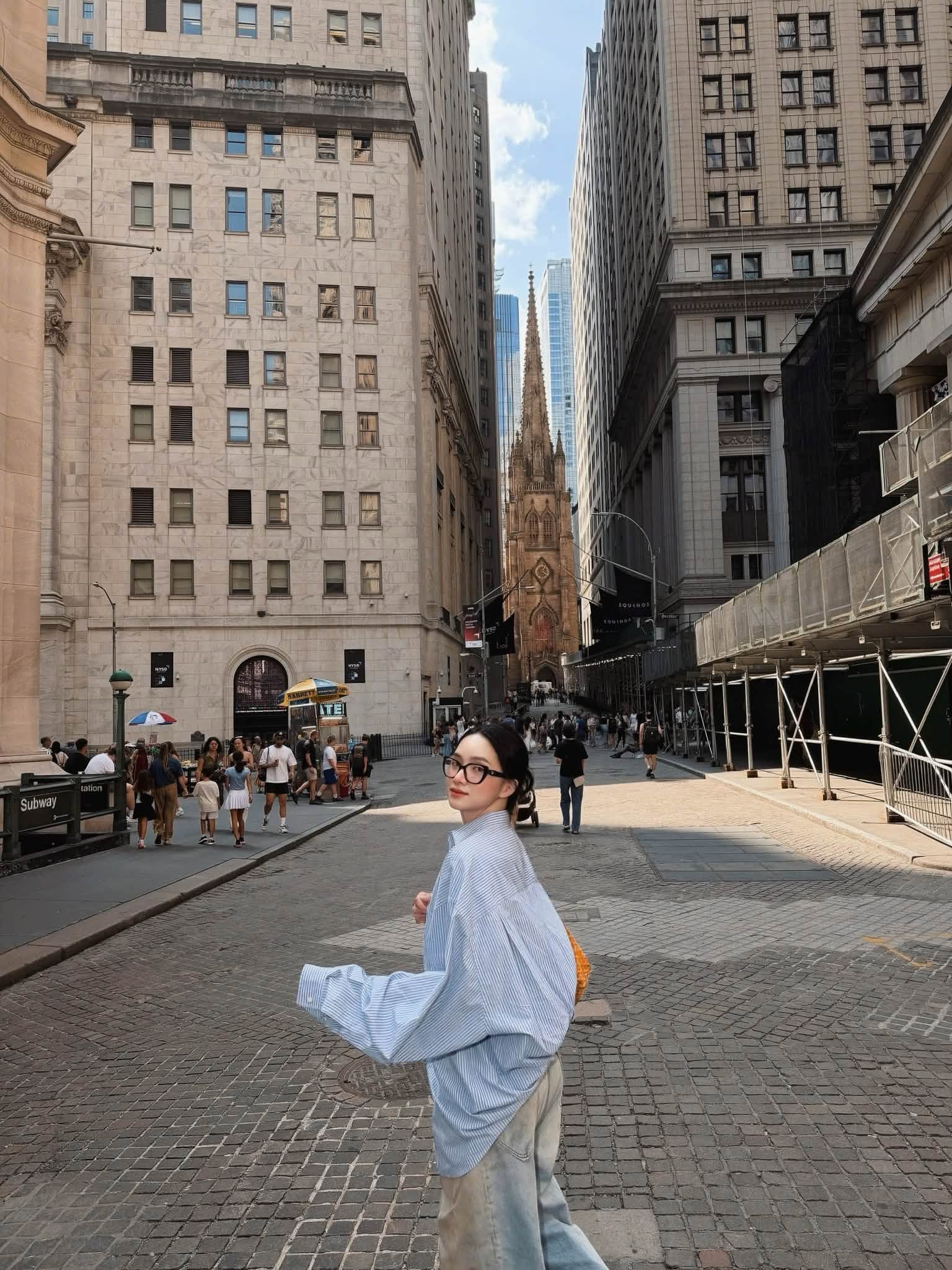 Hương Giang gây chú ý với phong cách thời trang tại New York năm 2026 - Ảnh 5.