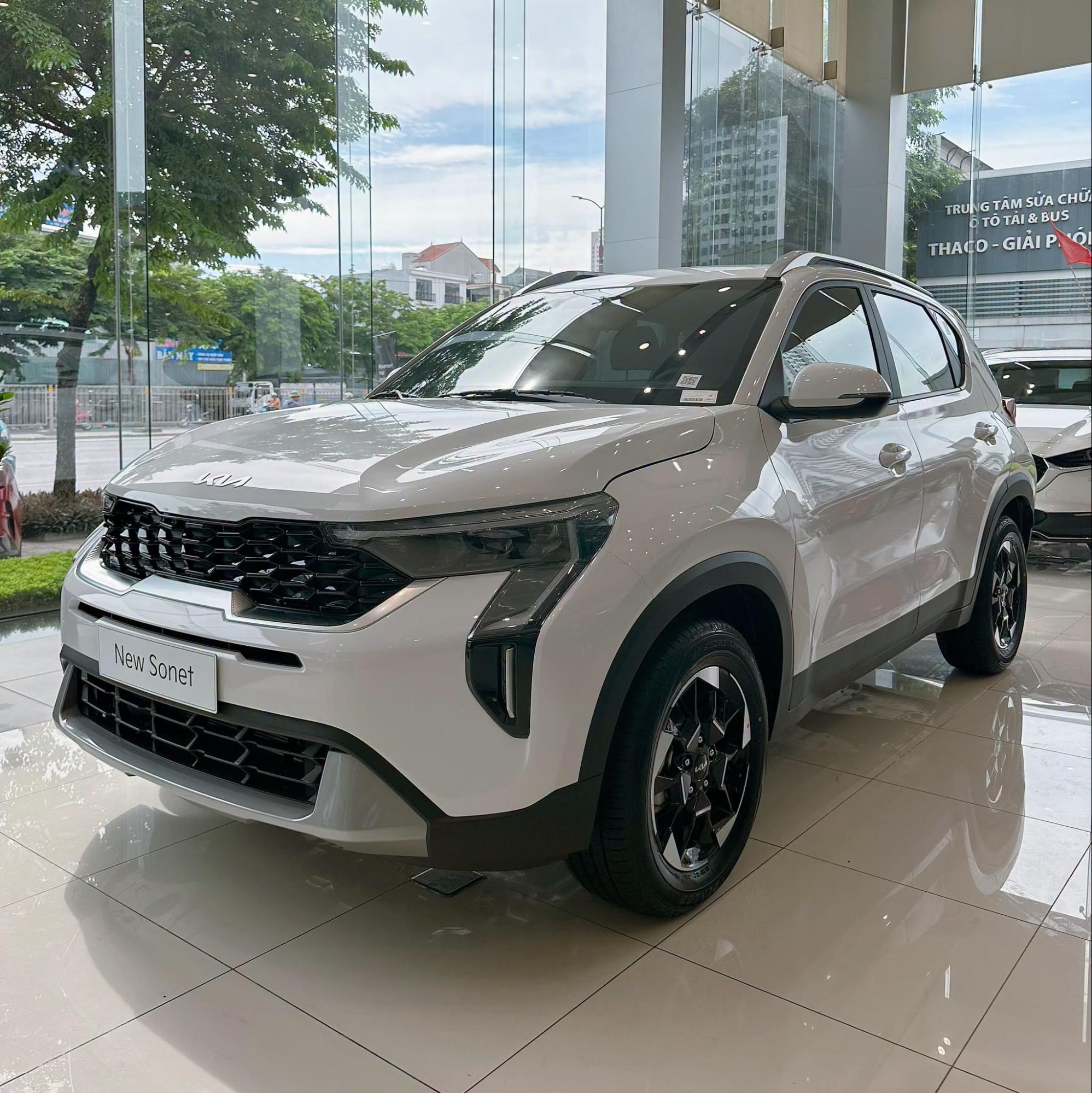 L&yacute; do KIA giảm gi&aacute; loạt xe gầm cao, KIA Sonet, Seltos v&agrave; Carens rẻ hiếm thấy - Ảnh 2.