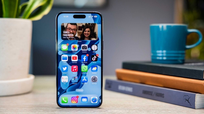 Giá iPhone 14 Pro Max và iPhone 15 Pro rẻ bất ngờ năm 2026 - Ảnh 2.