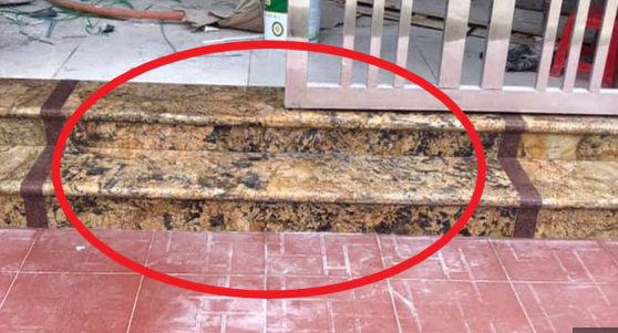 Bậc thềm nh&agrave; phong thủy 2 cấp ảnh hưởng ra sao đến t&agrave;i lộc v&agrave; vận kh&iacute; gia đ&igrave;nh? - Ảnh 2.