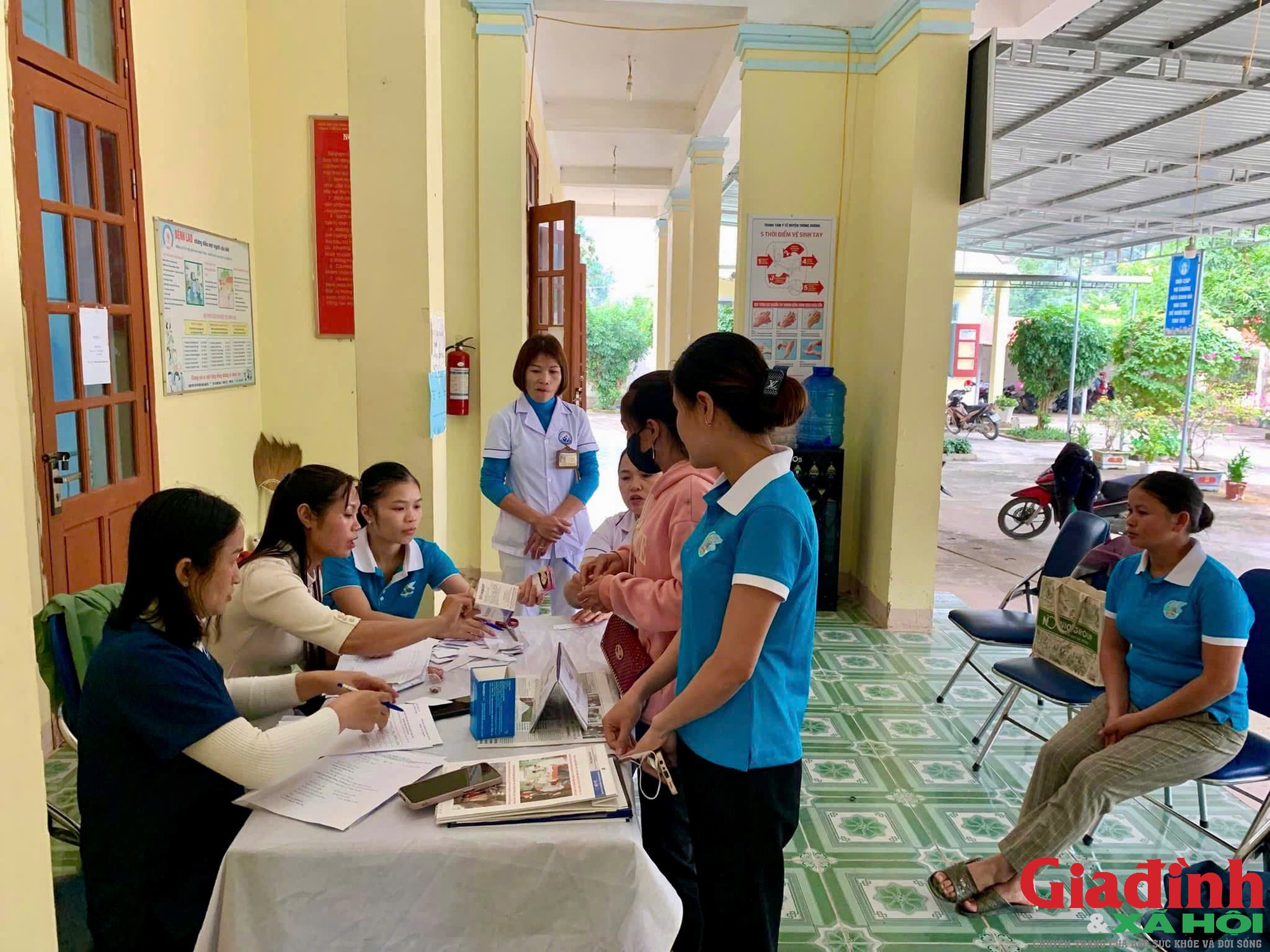 Luật D&acirc;n số c&oacute; hiệu lực: Người d&acirc;n được tự quyết số con, th&ecirc;m nhiều ch&iacute;nh s&aacute;ch hỗ trợ sinh con - Ảnh 3.