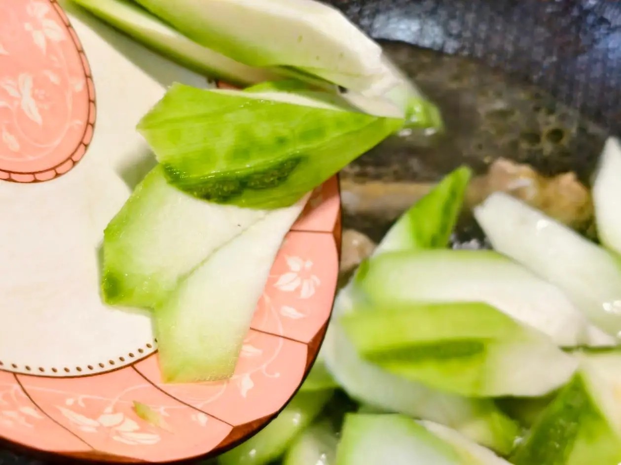 T&ocirc;i tiếc v&igrave; kh&ocirc;ng ph&aacute;t hiện ra m&oacute;n n&agrave;y sớm hơn, đặc biệt l&agrave; việc kết hợp nguy&ecirc;n liệu khiến m&oacute;n ăn ngon bất ngờ- Ảnh 6.