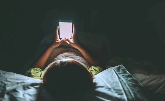 5 th&oacute;i quen của người đoản thọ: Nhiều người Việt vẫn l&agrave;m mỗi ng&agrave;y m&agrave; kh&ocirc;ng biết - Ảnh 4.