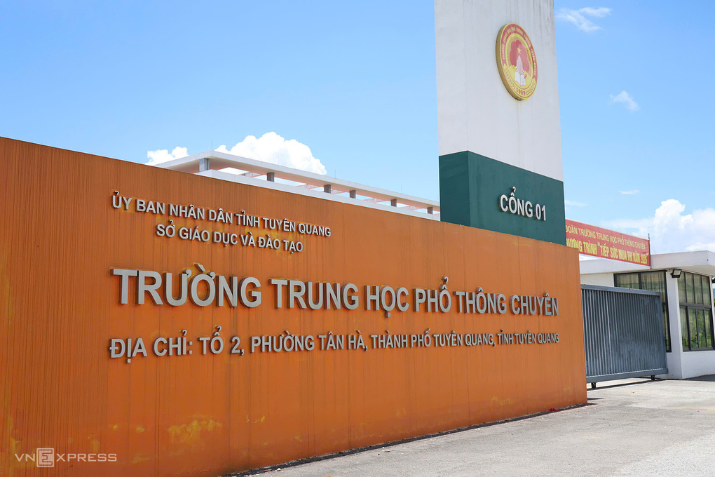 Diễn biến mới vụ &aacute;n 146 điểm 10 To&aacute;n ở Tuy&ecirc;n Quang v&agrave; t&agrave;i khoản VNeID bị kh&oacute;a - Ảnh 1.